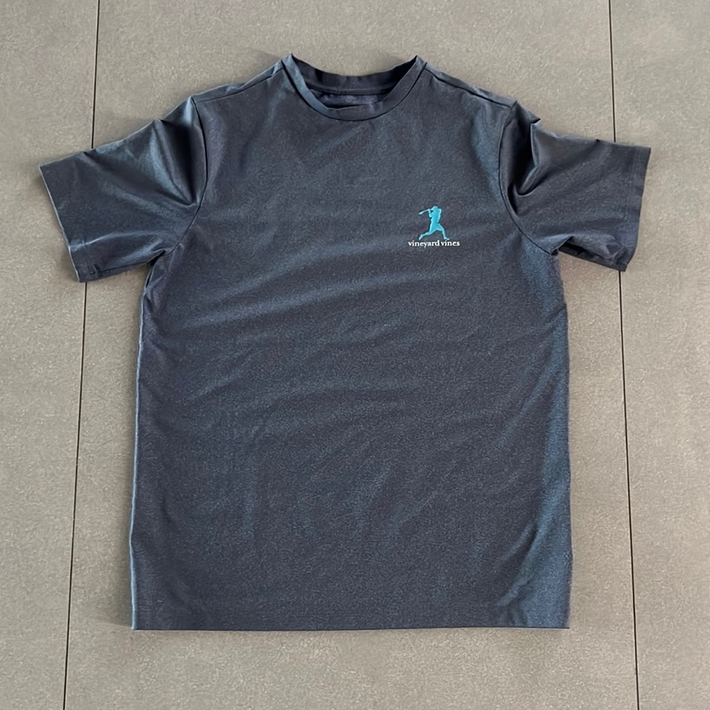 Vineyard Vines Performance shirt